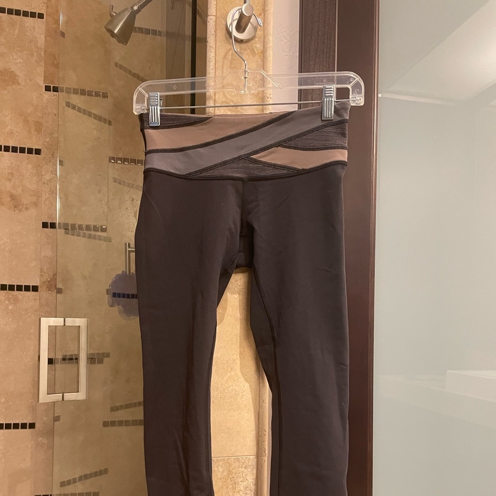 Lululemon Cropped Leggings